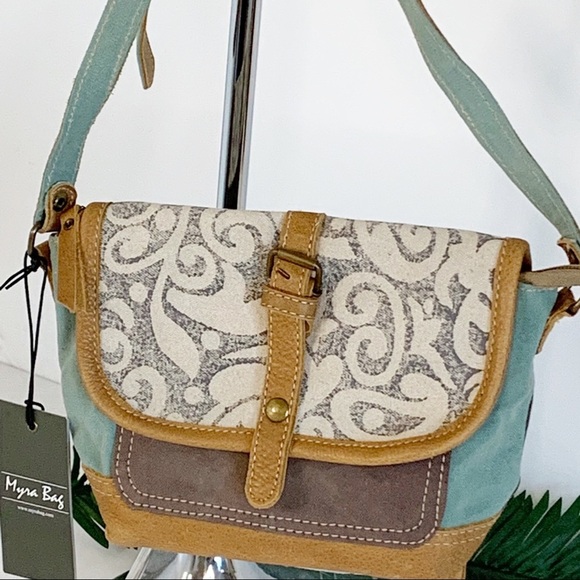 Myra LEAF PRINT SMALL & CROSS BODY BAG! - Picture 1 of 10